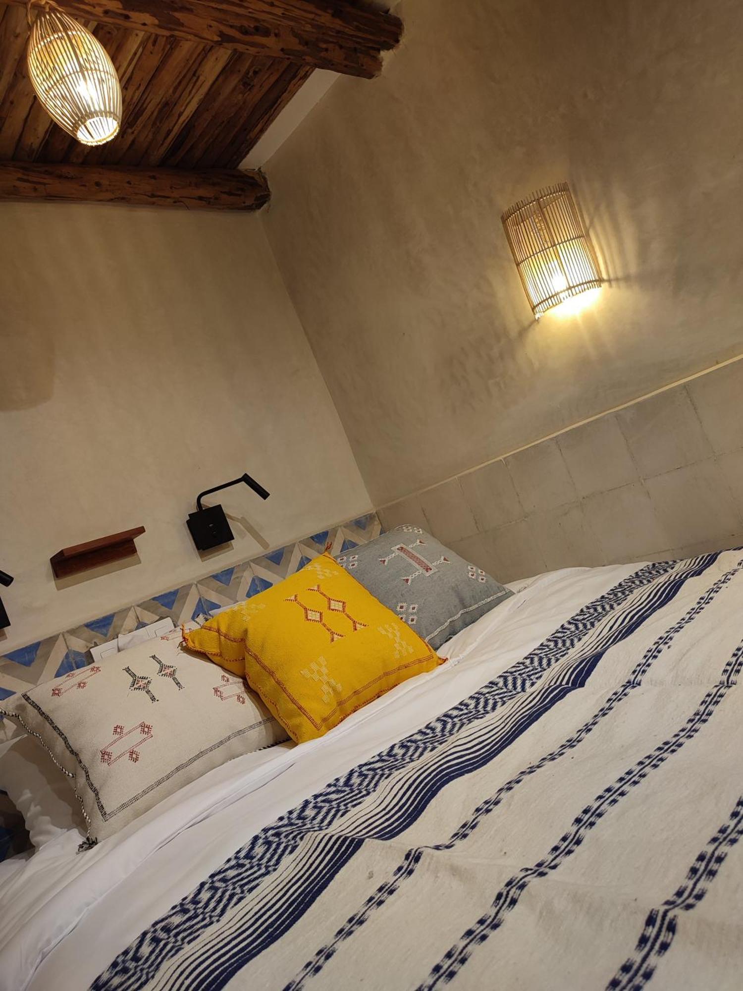 Private Room In Apartment Tov 塔哈佐特 外观 照片
