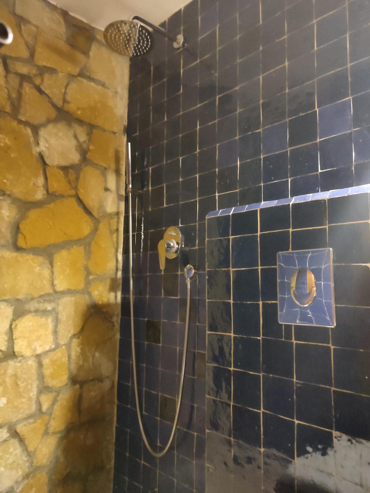 Private Room In Apartment Tov 塔哈佐特 外观 照片
