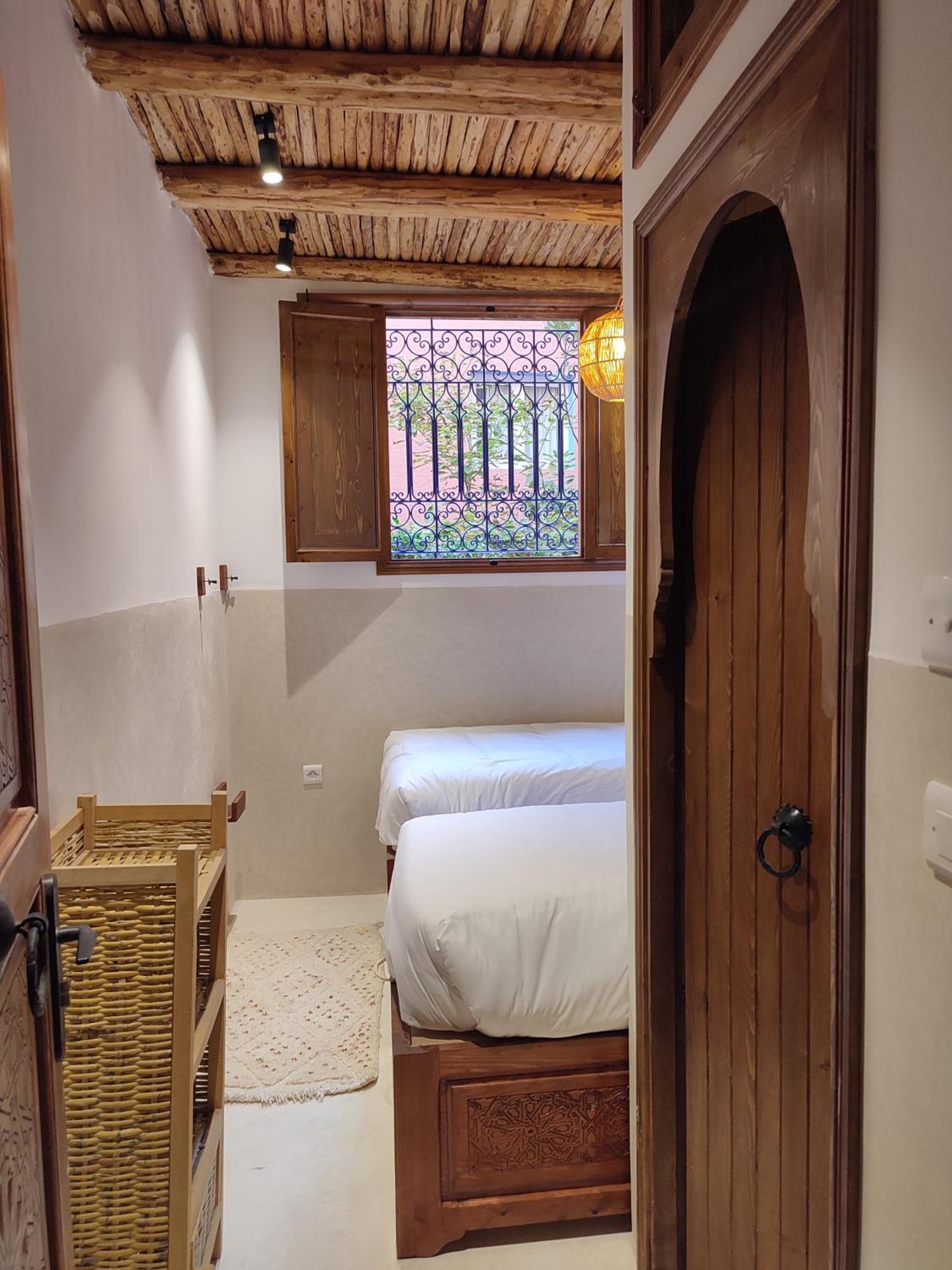 Private Room In Apartment Tov 塔哈佐特 外观 照片