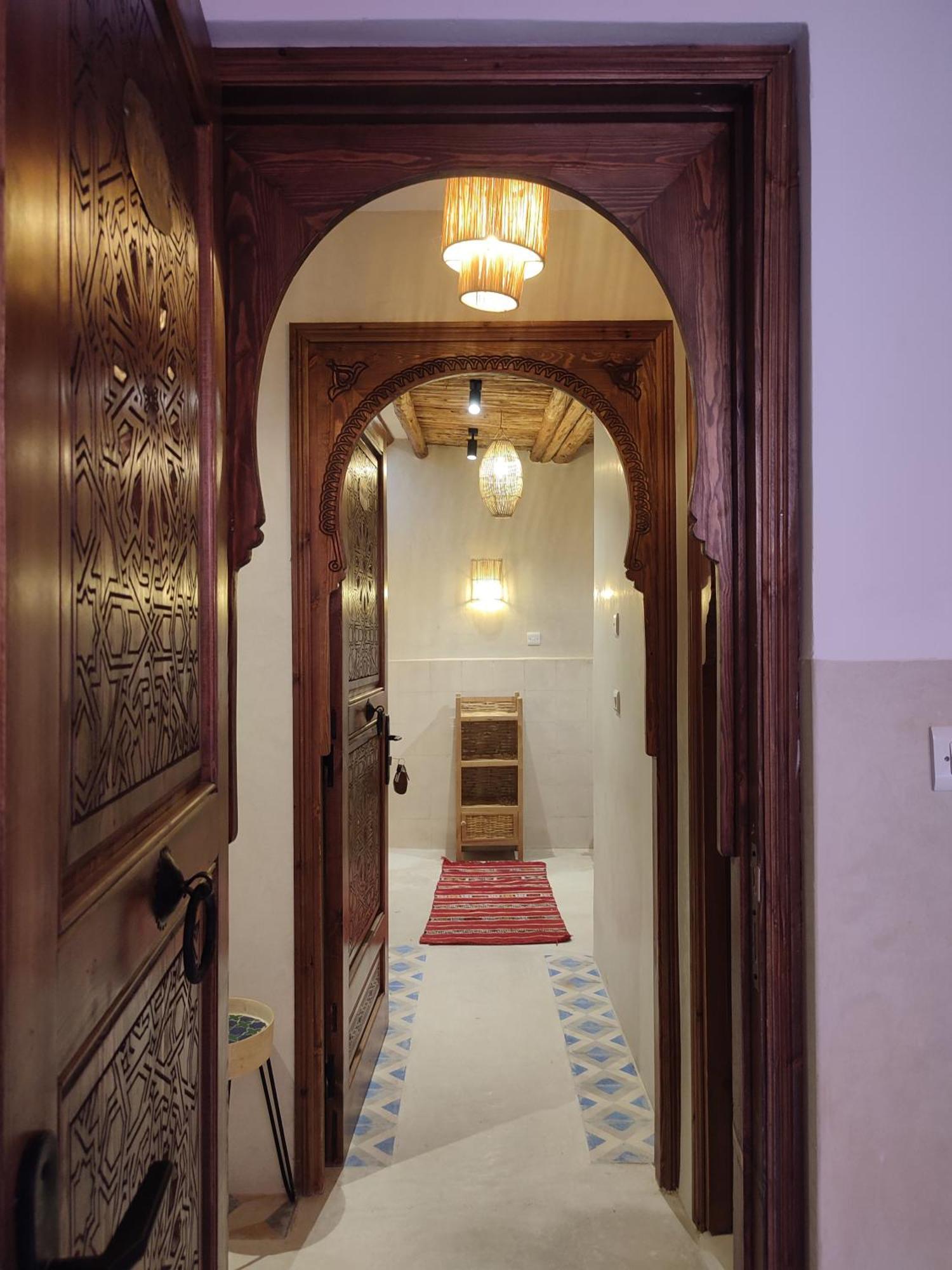 Private Room In Apartment Tov 塔哈佐特 外观 照片